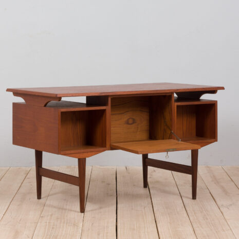 21332 Free standing Danish teak desk with floating top and 4 drawers, Denmark, 1960s-9 Free standing Danish teak desk with floating top and drawers Denmark s scaled
