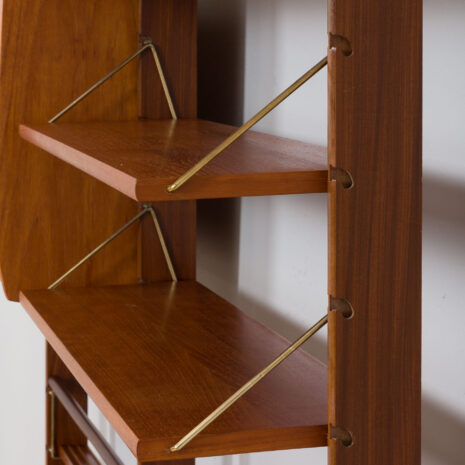 21439 Scandinavian 2 bay Ergo wall unit in teak with 3 cabinets and 4 shelves -17 Scandinavian bay Ergo wall unit in teak with cabinets and shelves scaled