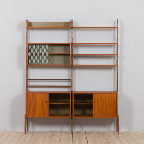 21439 Scandinavian 2 bay Ergo wall unit in teak with 3 cabinets and 4 shelves -4 Scandinavian bay Ergo wall unit in teak with cabinets and shelves scaled