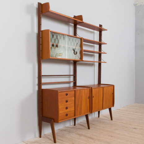 21439 Scandinavian 2 bay Ergo wall unit in teak with 3 cabinets and 4 shelves -9 Scandinavian bay Ergo wall unit in teak with cabinets and shelves scaled