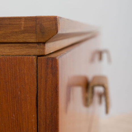 22024 Italian mid century teak sideboard with 4 drawers and leather handles, 1960s-11 Italian mid century teak sideboard with drawers and leather handles s scaled