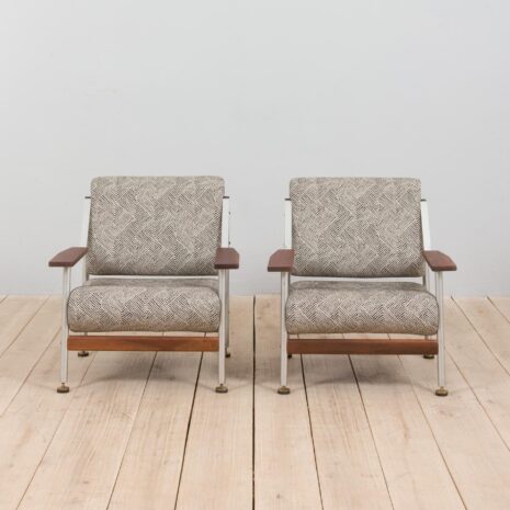 21360 pair of Italian armchairs attr. To sapporiti-4 pair of Italian armchairs attr