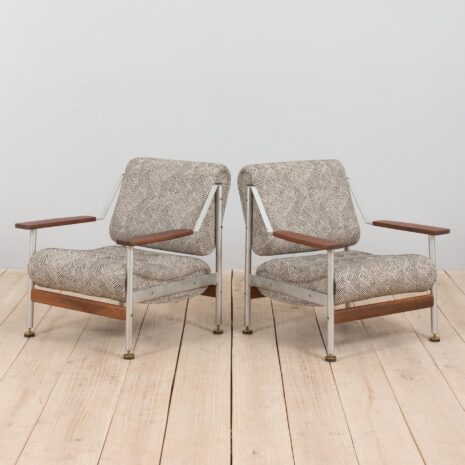 21360 pair of Italian armchairs attr. To sapporiti-5 pair of Italian armchairs attr