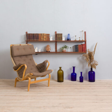 22009 Set of 4 teak shelves in Sorensen Cadovius style-1 Set of teak shelves in Sorensen Cadovius style scaled