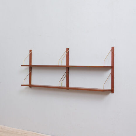 22009 Set of 4 teak shelves in Sorensen Cadovius style-4 Set of teak shelves in Sorensen Cadovius style scaled