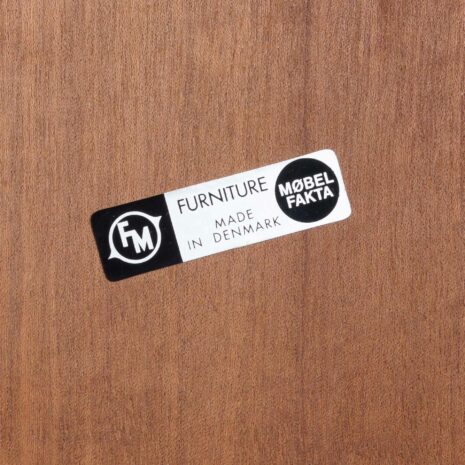 22032 Kristiansen 3 bay rosewood wall unit with desk-32 Kristiansen bay rosewood wall unit with desk scaled