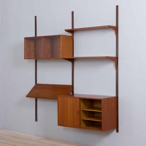 22039 Modular teak wal unit shelving system with 2 cabinets and exposition shelf by Thygesen and Sorensen for Hansen _ Guldborg-6 Modular teak wal unit shelving system with cabinets and exposition shelf by Thygesen and Sorensen for Hansen Guldborg