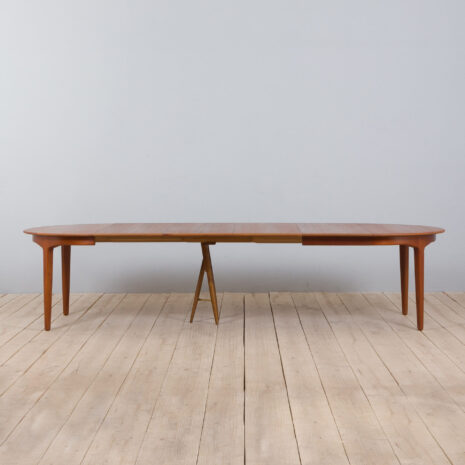 22055 Extendable round teak dining table Model 62 by H. Kjaernulf For Sorø Stolefabrik, Denmark 1960s-3 Extendable round teak dining table Model by H