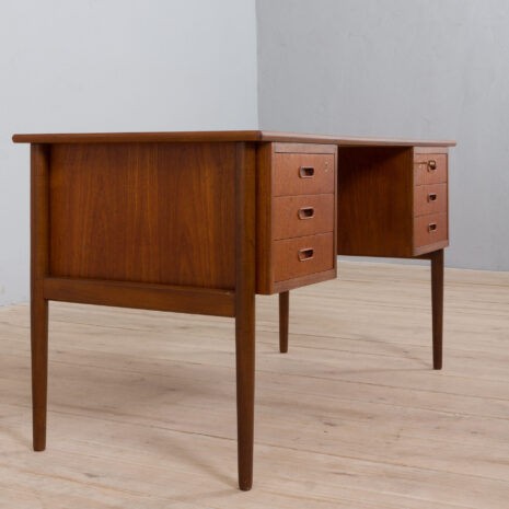 22060 Danish teak freestanding desk with 6 drawers, 1960s-16 Danish teak freestanding desk with drawers s scaled