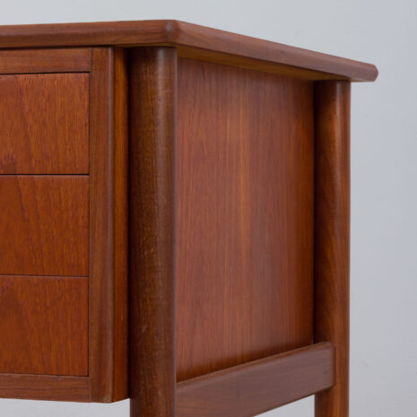 22060 Danish teak freestanding desk with 6 drawers, 1960s-21 Danish teak freestanding desk with drawers s scaled