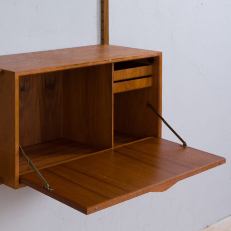 22064 Teak Royal Cado wall unit with a secretary desk and 6 modular shelves by P. Cadovius, Denmark 1960s-9 Teak Royal Cado wall unit with a secretary desk and modular shelves by P