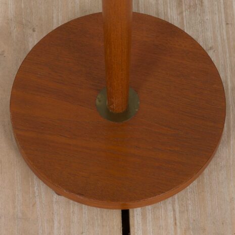 22065 Lampadaire vintage danois en teck dans le style Le Klint-14 Danish vintage floor lamp in teak in Le Klint style scaled