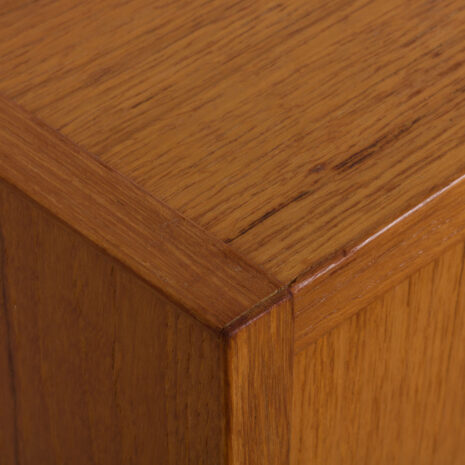 22074 Scandinavian mid century teak sideboard with 4 drawers-13 Scandinavian mid century teak sideboard with drawers scaled