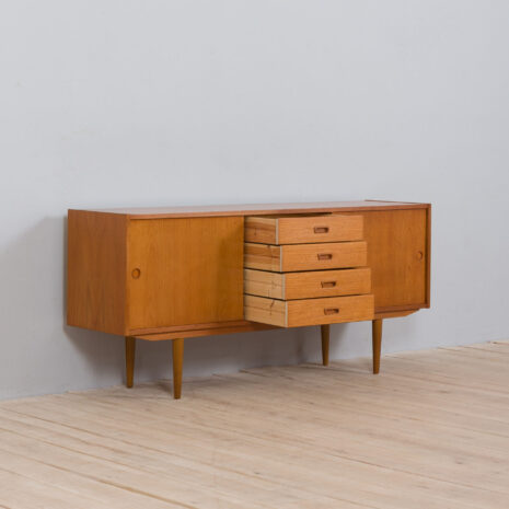 22074 Scandinavian mid century teak sideboard with 4 drawers-15 Scandinavian mid century teak sideboard with drawers scaled