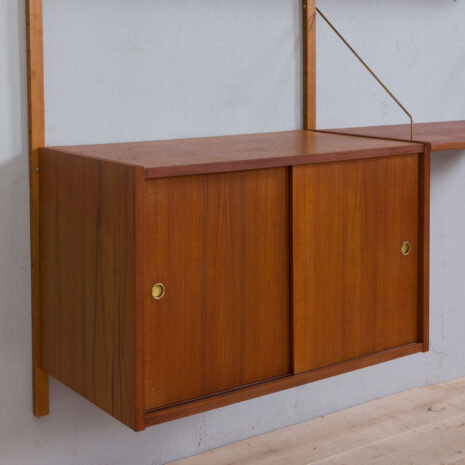 22079.1 Vintage modular teak shelving system with a desk and a cabinet in style of Sorensen Cadovius wall unit, Denmark 1960s-14 VintageRandersmodularteakshelvingsystemwithadesk,SorensenCadoviuswallunit,Denmarks