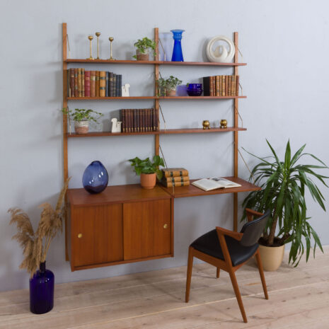 22079.1 Vintage modular teak shelving system with a desk and a cabinet in style of Sorensen Cadovius wall unit, Denmark 1960s-3 VintageRandersmodularteakshelvingsystemwithadesk,SorensenCadoviuswallunit,Denmarks