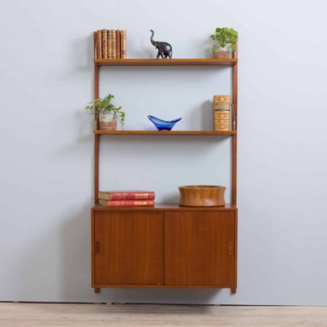 21306 Hansen Guldborg one bay teak wall unit with 4 shelves and 1 sliding doors cabinet za-1 Hansen Guldborg one bay teak wall unit with shelves and sliding doors cabinet za