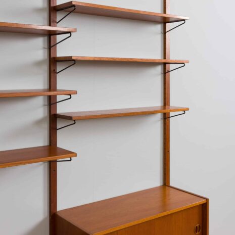 21395 Danish teak wall unit with sliding door cabinet and 8 shelves in the style of Kurt Ostervig, 1960s-34 Danish teak wall unit with sliding door cabinet and shelves in the style of Kurt Ostervig s