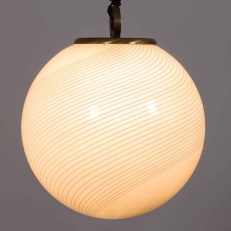 22048 Italian Murano glass swirl pendant lamp with brass details, 1960s-6 Italian Murano glass swirl pendant lamp with brass details s