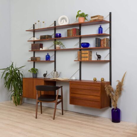 Royal Cado Teak wall unit with  cabinets and modular shelving system Cadovius