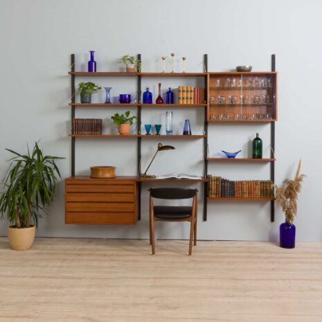 22099 cadovius threebay deskshelf 8 shelves -23 cadovius threebay deskshelf shelves