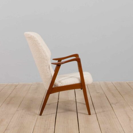 22102 Danish recliner easy chair in thick boucle fabric, 1960s-24 Danish recliner easy chair in thick boucle fabric s