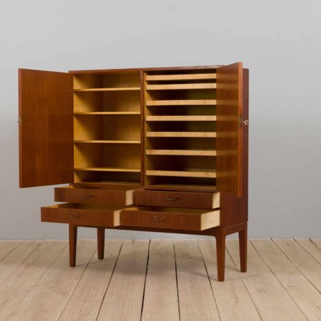 22110 Thorald Madsen Danish teak linen cabinet, Denmark 1950s-2 Thorald Madsen Danish teak linen cabinet Denmark s