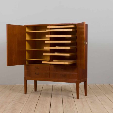 22110 Thorald Madsen Danish teak linen cabinet, Denmark 1950s-3 Thorald Madsen Danish teak linen cabinet Denmark s