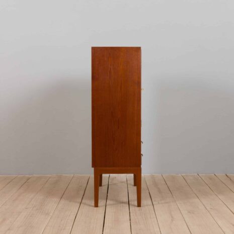 22110 Thorald Madsen Danish teak linen cabinet, Denmark 1950s-6 Thorald Madsen Danish teak linen cabinet Denmark s