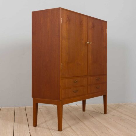 22110 Thorald Madsen Danish teak linen cabinet, Denmark 1950s-7 Thorald Madsen Danish teak linen cabinet Denmark s