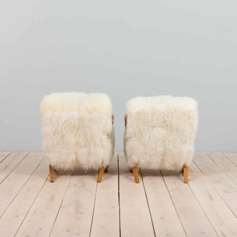 22152 Jindrich Halaba pair of armchairs model 269 in long hair sheepskin-6 Jindrich Halaba pair of armchairs model in long hair sheepskin
