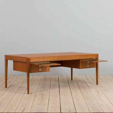 22071 Extra Large Diplomat Desk by Finn Juhl for France _ Søn - France _ Daverkosen, Denmark, 1960s-4 Extra Large Diplomat Desk by Finn Juhl for France Son France Daverkosen Denmark s