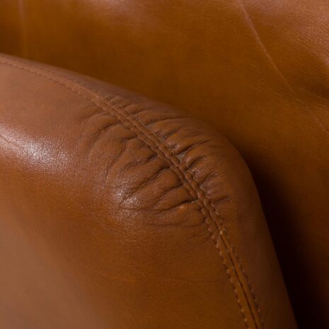 22111 (1) Early set of Afra and Tobia Scarpa Tornado sofa and armchairs, Italy 1960s.-7 Early set of Afra and Tobia Scarpa Tornado sofa and armchairs Italy s