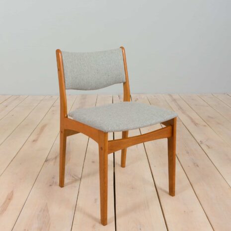 22140 Set of 6 oak dining chairs by Uldum Mobelfabrik in grey wool upholstery, Denmark 1960s-8 Set of oak dining chairs by Uldum Mobelfabrik in grey wool upholstery Denmark s