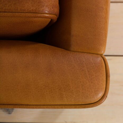 22187Mogens Hansen mid century cognac aniline buffalo lather sofa, Denmark 1970s(5) Mogens Hansen mid century cognac aniline buffalo lather sofa Denmark s