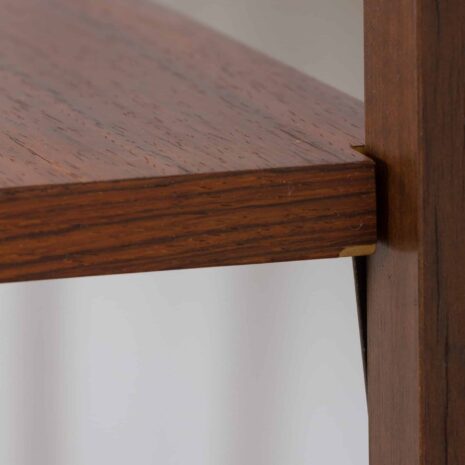 22131 skandynawska szafka wisząca z dwoma wnękami z palisandru, do piątku Heniu te listewki zrobi-21 Two bay rosewood skandynawska wolnostojąca szafka ścienna do piatku Heniu te listewki zrobi