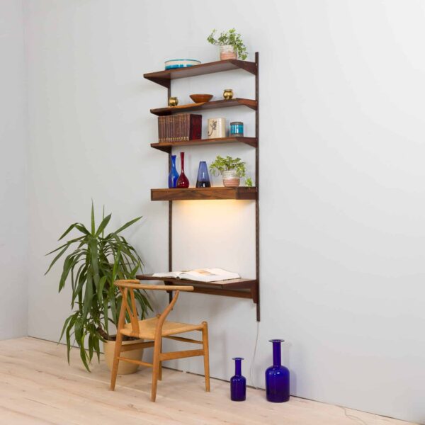 one bay Kai kristiansen with lamp