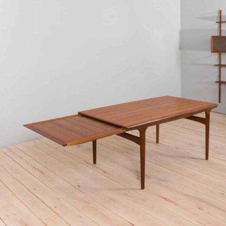 22170 Prostokątny stół z drewna tekowego z ukrytymi wysuwanymi skrzydłami Johannes Andersen-7 Rectangular teak dining table with hidden extension leaves by Johannes Andersen