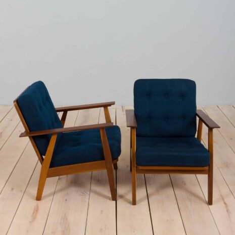 22172 Fauteuils danois du milieu du siècle avec laine bleue-6 Danish mid century armchairs with blue wool