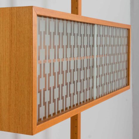 22185 Scandinavian mid century Rival one bay teak wall unit with glass cabinet by Kjael Riis for Brødrene Jåtog Møbelfabrikk-13 Scandinavian mid century Rival one bay teak wall unit with glass cabinet by Kjael Riis for Brodrene Jatog Mobelfabrikk