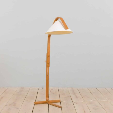 22198 Beech Aneta Floor Lamp by Jan Wickelgren-1 Beech Aneta Floor Lamp by Jan Wickelgren