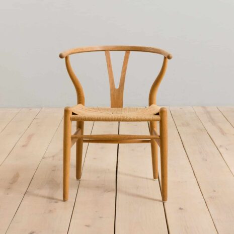 22201 Set of 6 Hans Wegner oak Wishbone chairs-12 Set of Hans Wegner oak Wishbone chairs