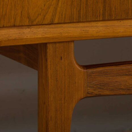 22205 sideboard -14 sideboard