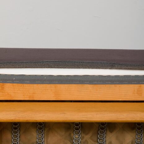 22213 Pair of oak GE 181 Hans Wegner easy lounge chairs in original upholstery, Denmark, 1970s-14 Pair of oak GE Hans Wegner easy lounge chairs in original upholstery Denmark s