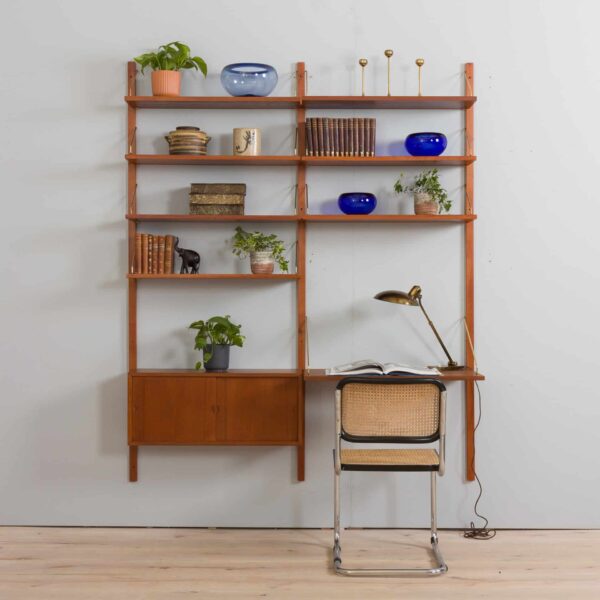 zmodyfikowano  Two bay Modular teak shelving system with a desk Cadovius wall unit