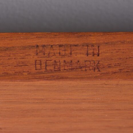 zmodyfikowano 22100 Two bay Modular teak shelving system with a desk, Cadovius wall unit-18 zmodyfikowano Two bay Modular teak shelving system with a desk Cadovius wall unit