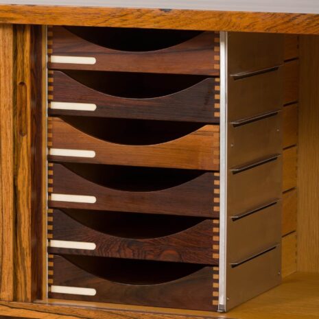 22135 Mid-Century Danish rosewood sideboard with sliding tambour doors, 1970s-34 Mid Century Danish rosewood sideboard with sliding tambour doors s