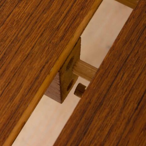 22137 Round Danish Table in teak with one extra leaf -10 Round Danish Table in teak with one extra leaf