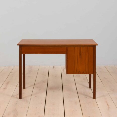 22139 Biurko Danish Lady w kolorze teak-7 Danish Lady Desk in teak