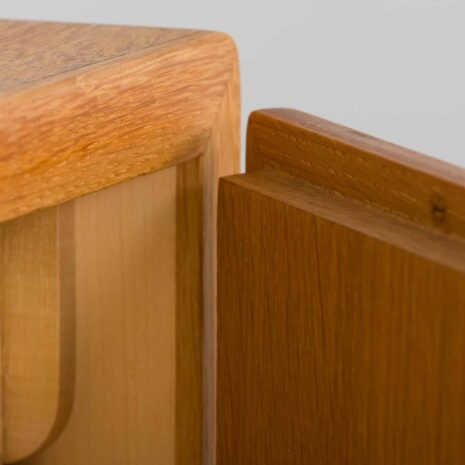 22228 Vaisselier en chêne de Børge Mogensen pour FDB Modèle 232, Danemark, années 1960-16 Oak China Cabinet by Borge Mogensen for FDB Model Denmark s